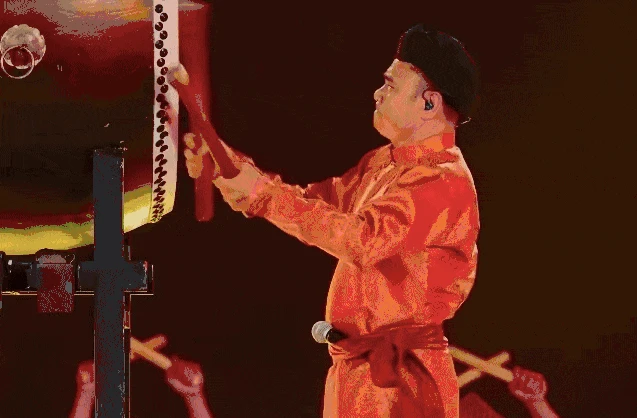 Giám đốc Nhà hát Chèo Quân đội diễn 9 concert cháy vé trên cả nước, làm Tiến sĩ ở tuổi 52 - Hình 5