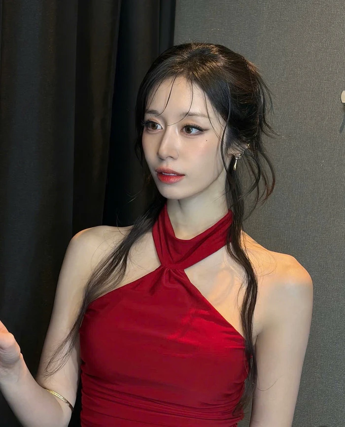 Jiyeon (T-ara) vẫn đẹp đỉnh cao, cứ như mới ra mắt ngày hôm qua - Hình 2