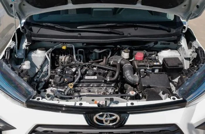Toyota Avanza Premio: Chiếc xe đô thị đa năng - Hình 2