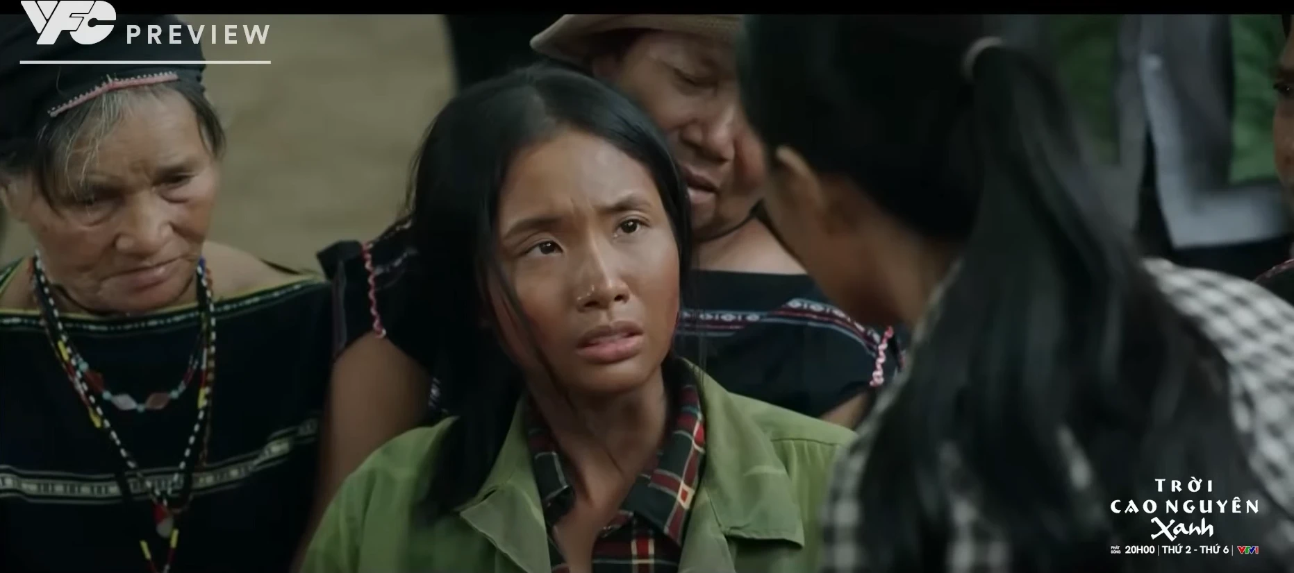 Trời cao nguyên xanh - Tập 24: Cuộc bạo động xảy ra, Tuấn bị nhóm phản động giam giữ - Hình 4