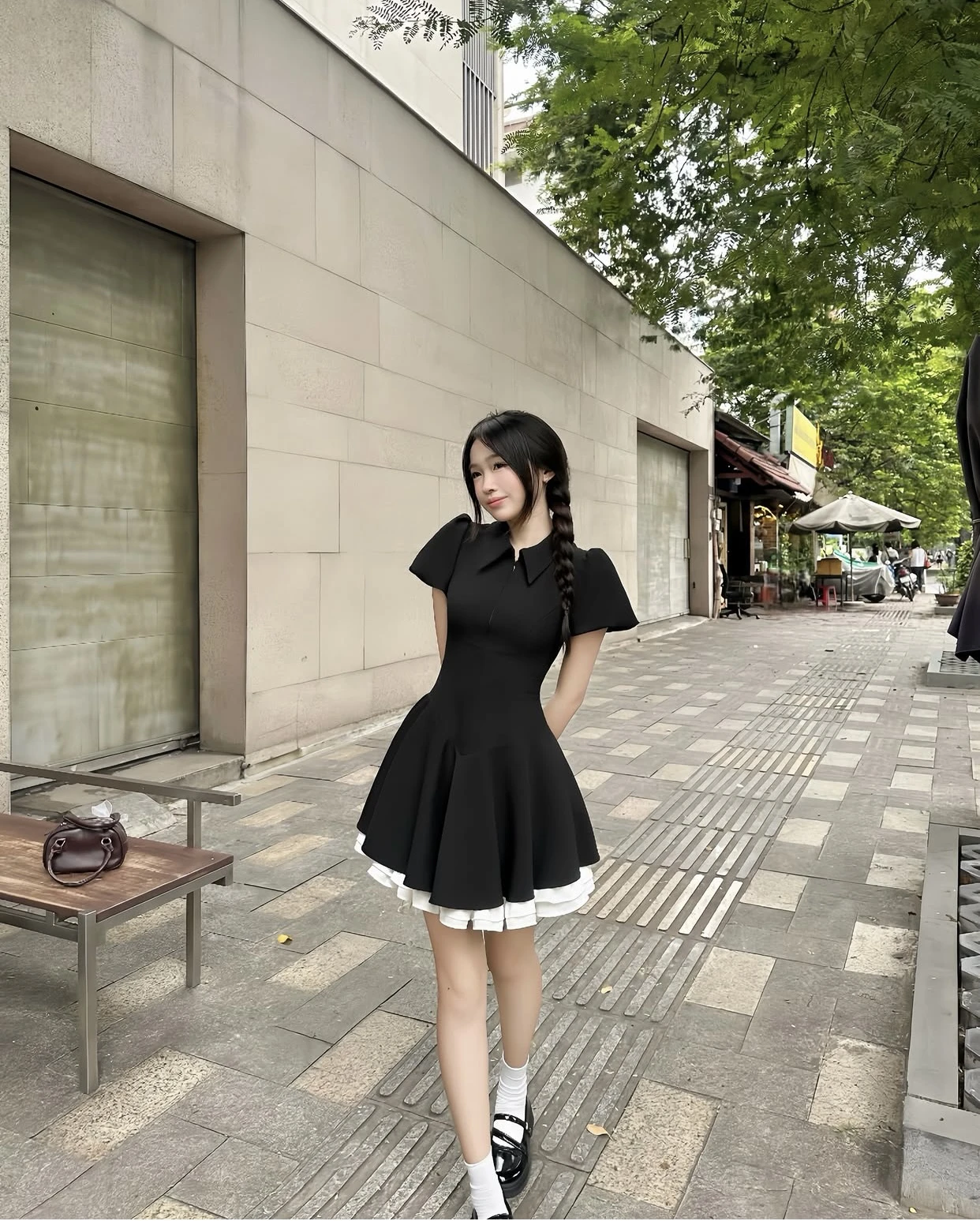 Bước xuống phố nhẹ tênh cùng những chiếc váy xòe - Hình 7