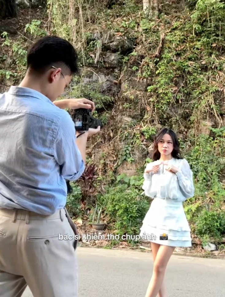 Bác sĩ nội trú siêu đẹp trai chốt đơn sau 3 tháng yêu, có gì mà viral triệu view MXH đến vậy? - Hình 8