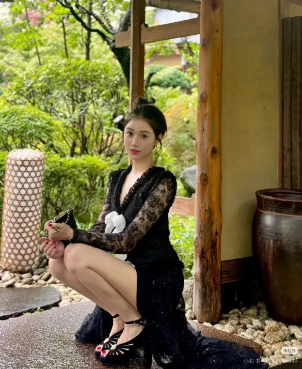 Bạn gái mới kém 22 tuổi của Huỳnh Hiểu Minh khác xa AngelaBaby - Hình 7