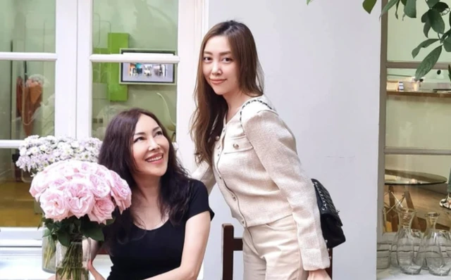 Ca sĩ Việt cưới vợ tiểu thư hơn 3 tuổi, đã có con chung: 3 năm sau đám cưới lộ loạt dấu hiệu đáng ngờ - Hình 4