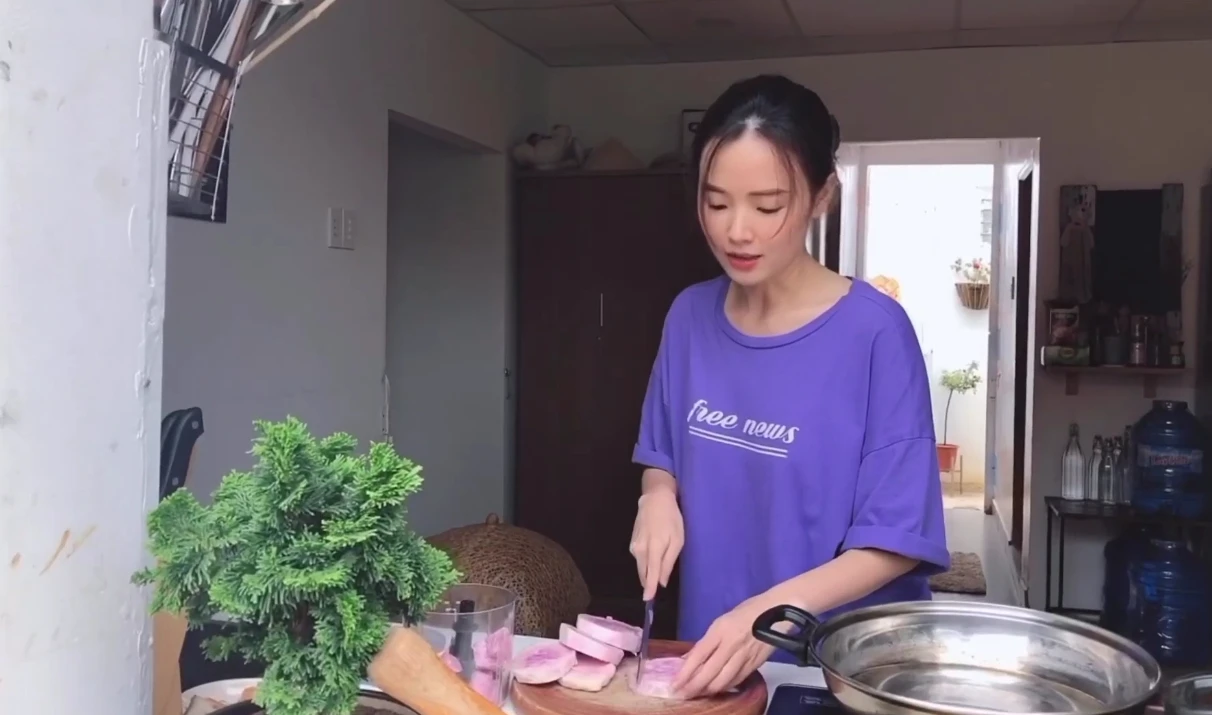 Khả năng nấu nướng của vợ thiếu gia Minh Đạt - Hình 2