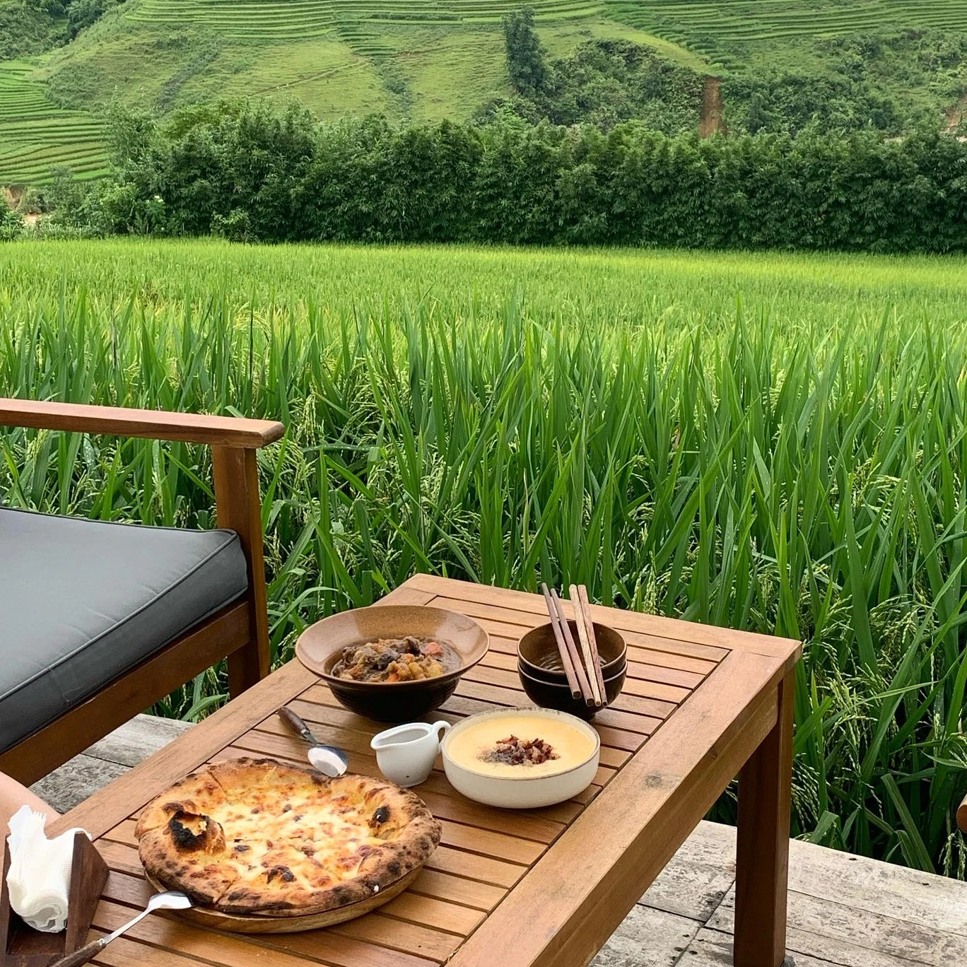 Những quán cà phê view cánh đồng gây sửng sốt ở Sa Pa - Hình 5