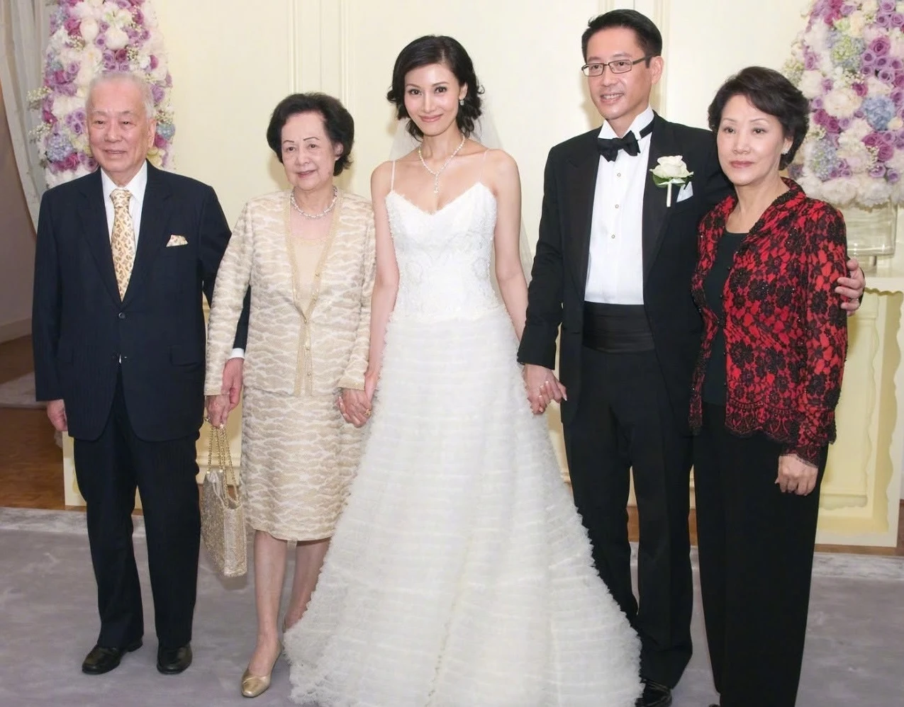Những đám cưới tốn kém nhất Cbiz: Hôn lễ của Huỳnh Hiểu Minh - Angelababy chưa bằng cặp đôi chi 2730 tỷ - Hình 4