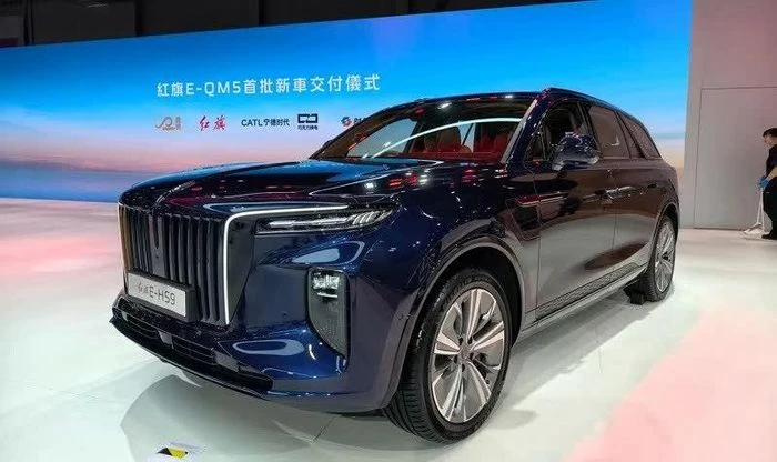 Cập nhật bảng giá xe hãng Hongqi mới nhất tháng 8/2026 - Hình 1