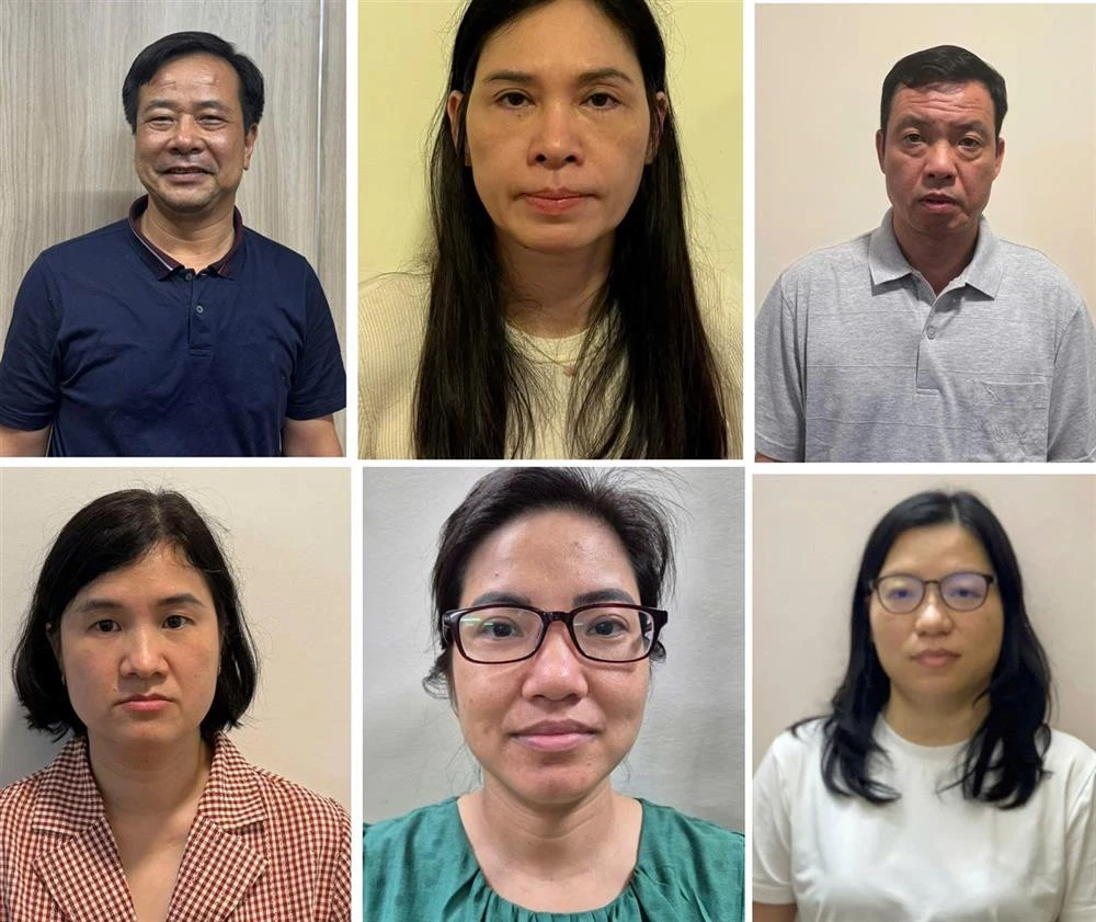 Cựu Thứ trưởng Nguyễn Bá Hoan và đồng phạm hầu tòa vì nhận hối lộ hơn 30 tỷ đồng - Hình 2