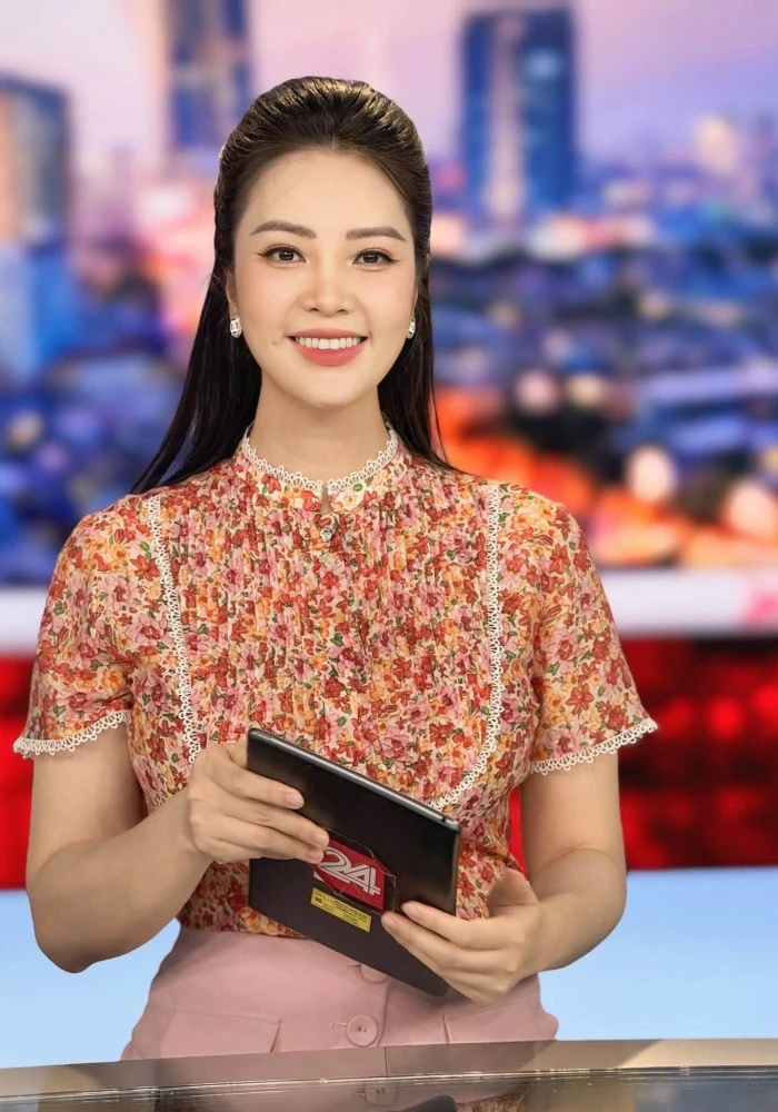 MC Thụy Vân VTV tuổi 40 nhan sắc rạng rỡ, viên mãn với cuộc hôn nhân kín tiếng - Hình 8