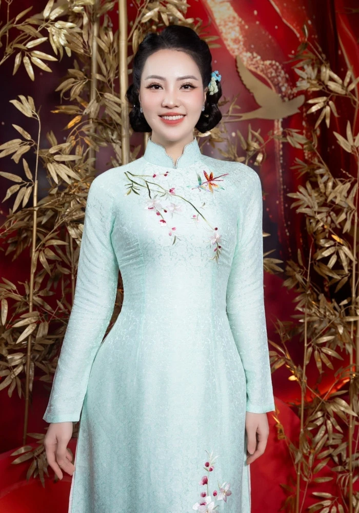 MC Thụy Vân VTV tuổi 40 nhan sắc rạng rỡ, viên mãn với cuộc hôn nhân kín tiếng - Hình 10