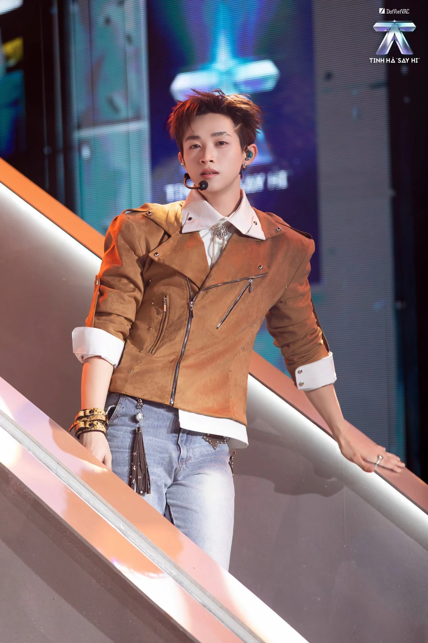 Nam ca sĩ 26 tuổi hát bolero ngọt như mía, hot rần rần cõi mạng leo thẳng top 1 cả nước - Hình 9