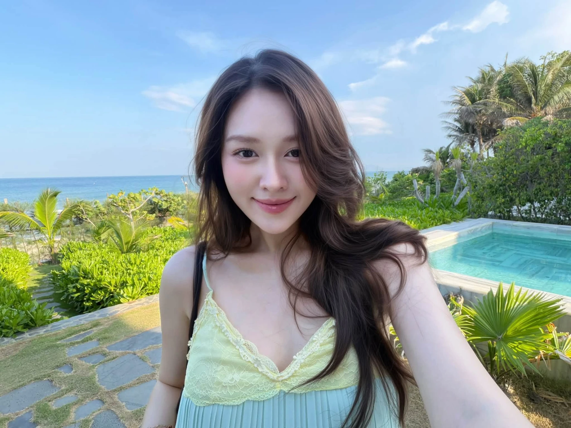 Nàng hậu Việt công khai nhóc tỳ với doanh nhân kín tiếng, vừa sinh xong đã hưởng đặc quyền trăm triệu - Hình 4
