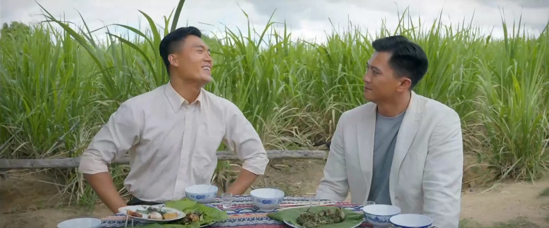 Trời cao nguyên xanh - Tập cuối: Tuấn và đồng đội tóm gọn toàn bộ nhóm phản động của Lok - Hình 16