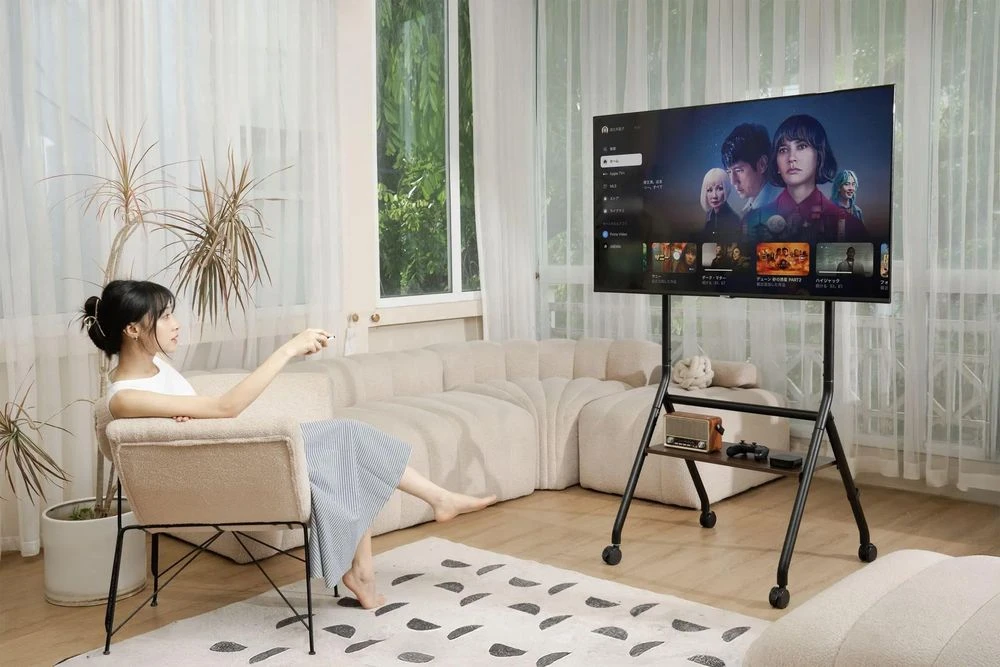 Không còn treo tường, đây là 3 xu hướng bài trí tivi phòng khách được nhiều gia đình hiện đại lựa chọn - Hình 2