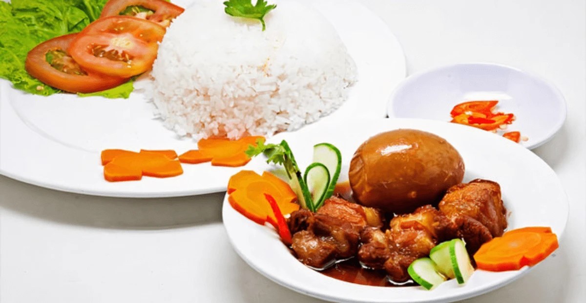 3 thói quen ăn cơm tưởng bình thường nhưng có thể khiến bạn dễ tăng cân, khó kiểm soát đường huyết - Hình 4