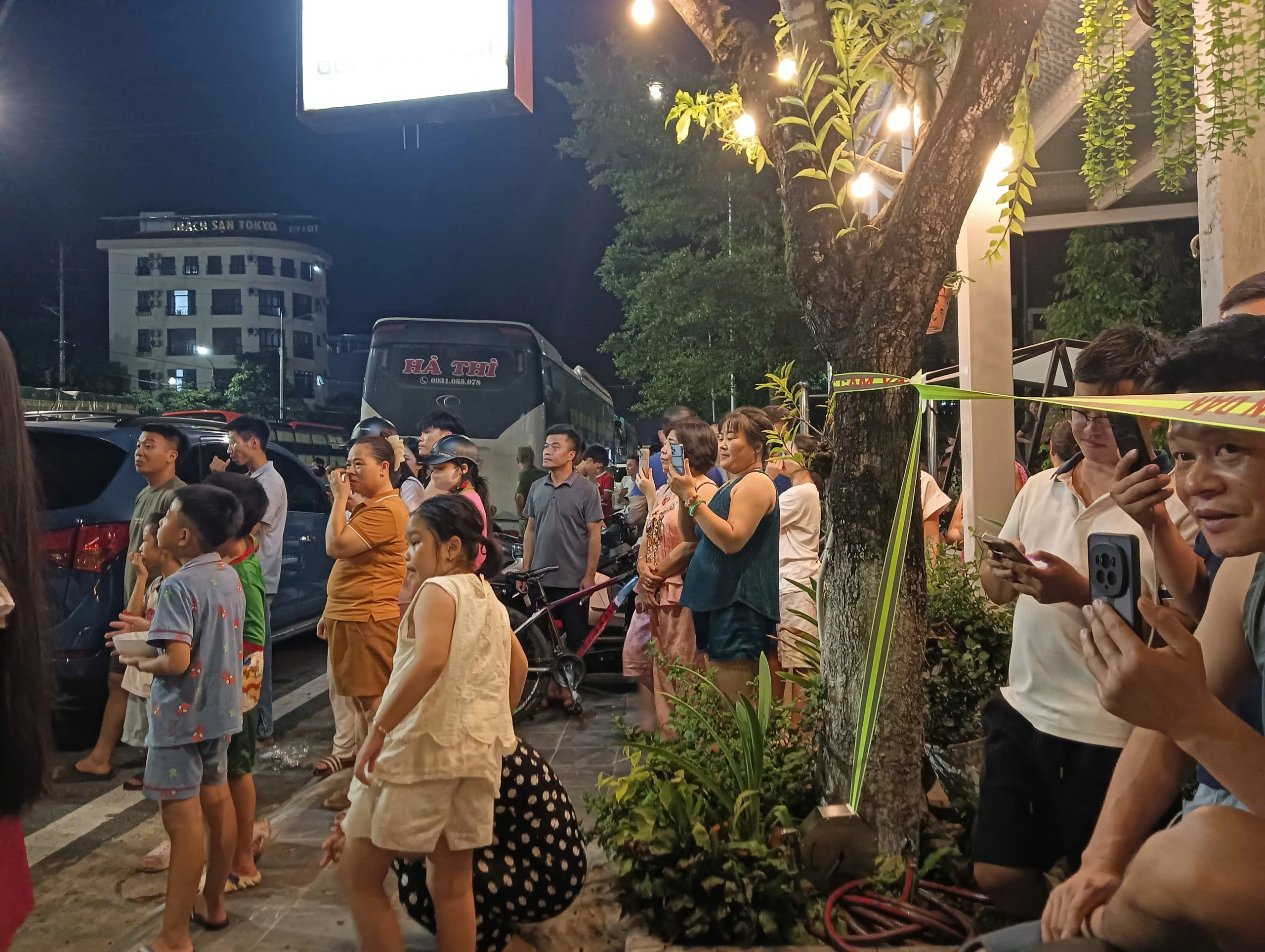 Công an xuất hiện trước nhà Hải Sapa TV ở Lào Cai - Hình 3