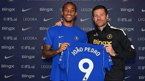 Joao Pedro gia hạn hợp đồng với Chelsea, Barca hết cơ hội - Hình 1
