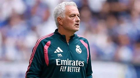 Mourinho bước vào thử thách đầu tiên mà vắng 7 cầu thủ - Hình 2