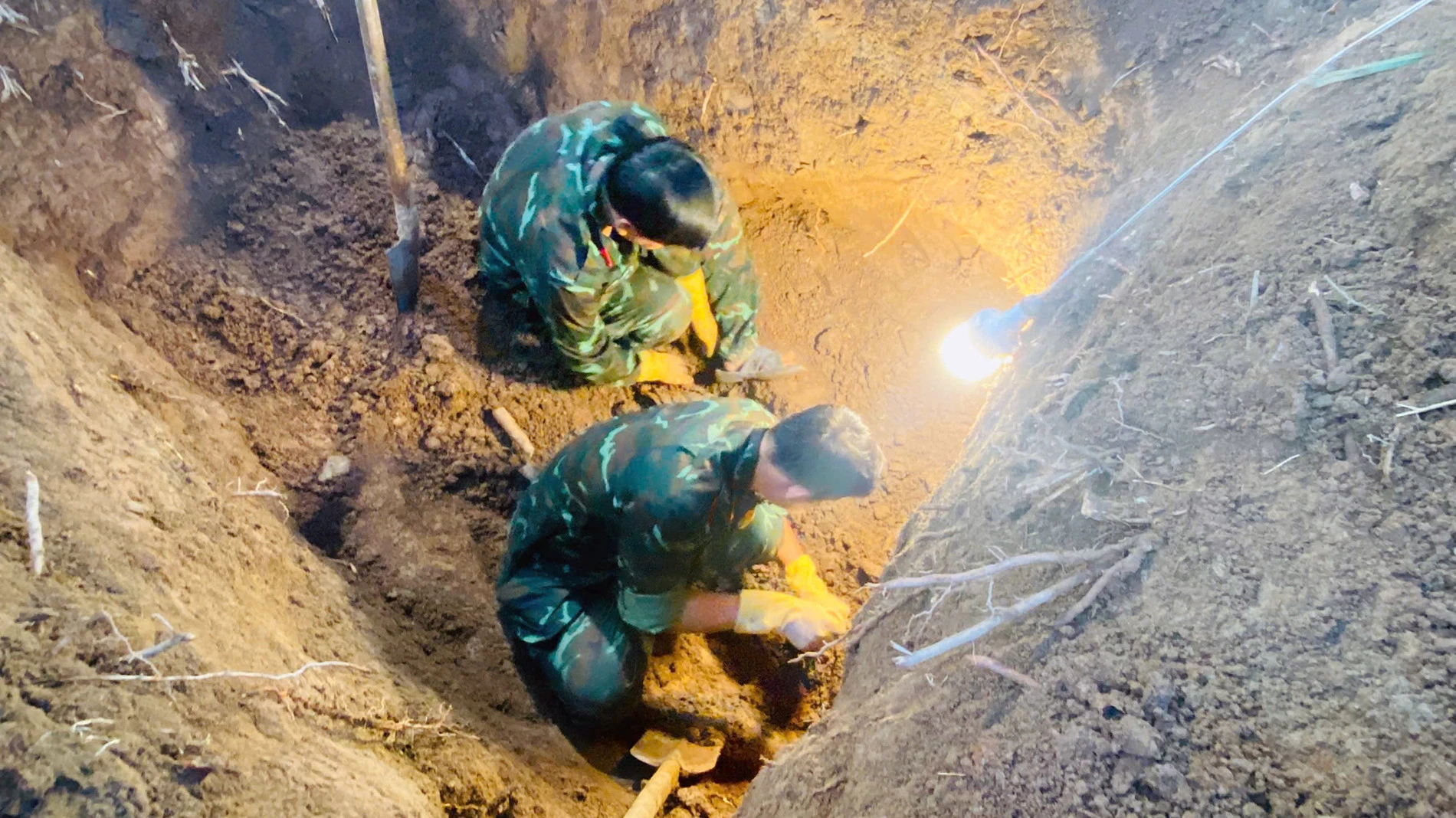 Người phụ nữ cung cấp manh mối, giúp tìm 44 hài cốt liệt sĩ dưới vườn dừa - Hình 3