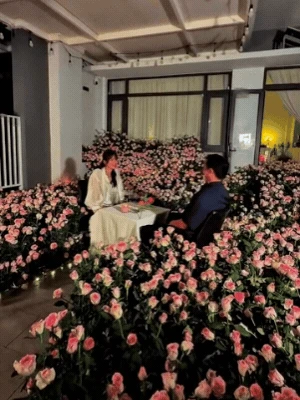 Diệp Lâm Anh công khai yêu người mẫu kém 11 tuổi: Anh ấy thương các con của tôi - Hình 2