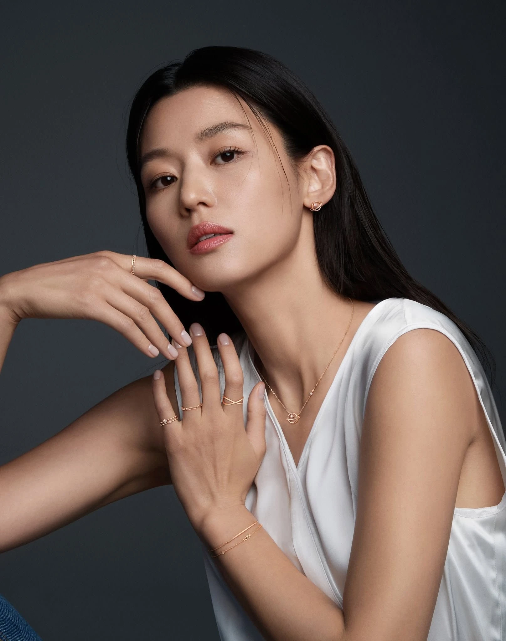 10 mỹ nhân đẹp nhất màn ảnh Hàn: Kim Tae Hee mất hút, số 1 đẹp hơn Song Hye Kyo, Son Ye Jin - Hình 7