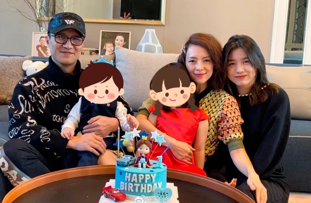 Chương Tử Di nuôi con gái riêng của chồng cũ thành mỹ nhân cực phẩm cỡ này! - Hình 1