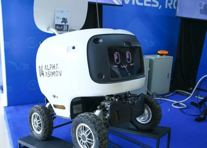 Hà Nội thử nghiệm xe buýt tự hành, robotaxi và robot giao hàng - Hình 2