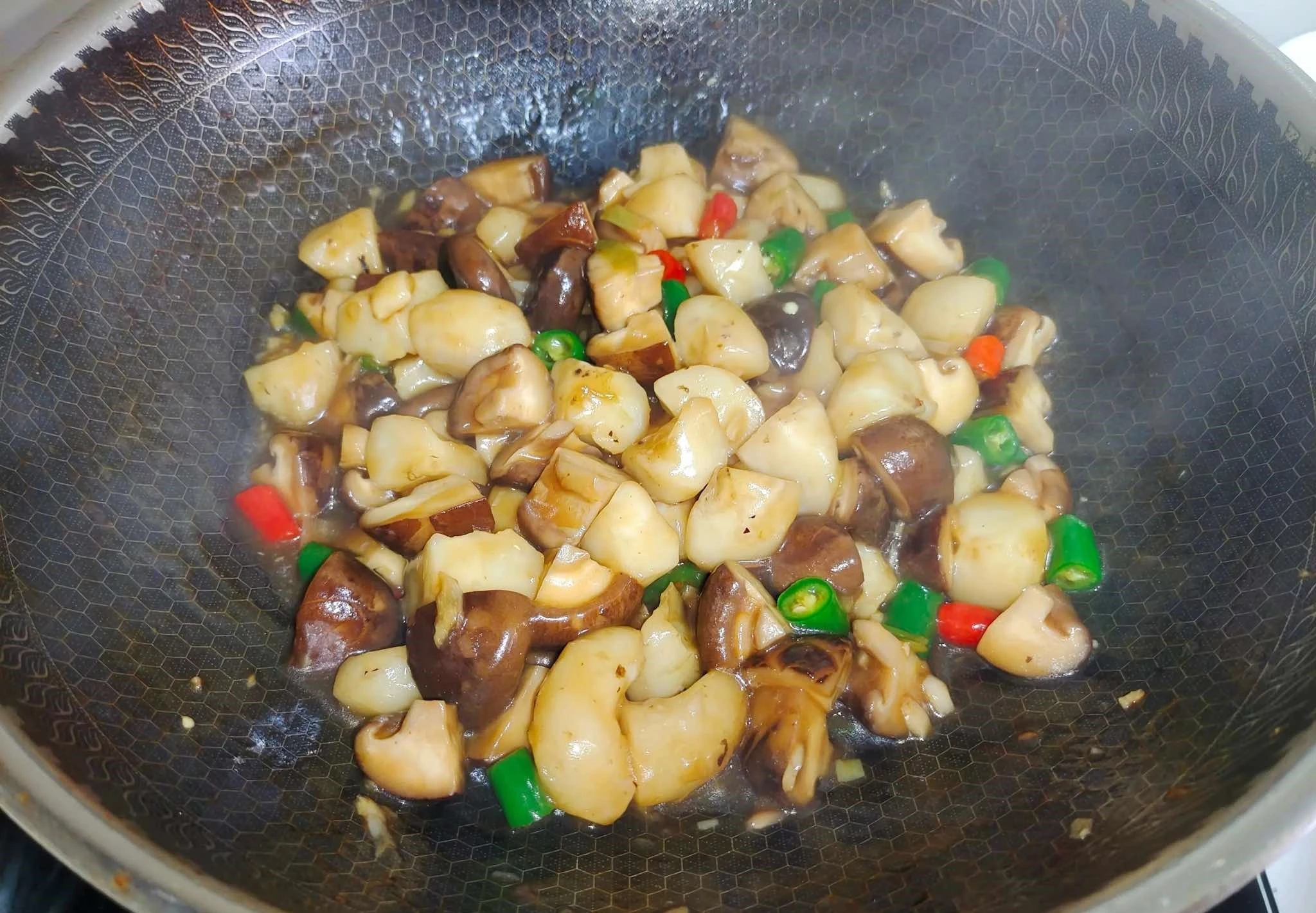 Hãy ra chợ mua ngay 3 loại rau củ quý giá đang vào mùa, nấu mỗi món chỉ 15 phút là xong mà ngon lại giúp khỏe mạnh - Hình 6