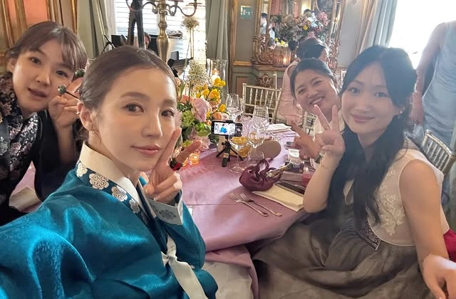 Yoon Eun Hye lên tiếng thẳng giữa chỉ trích gây sự chú ý, lấn át cô dâu khi đi đám cưới - Hình 7