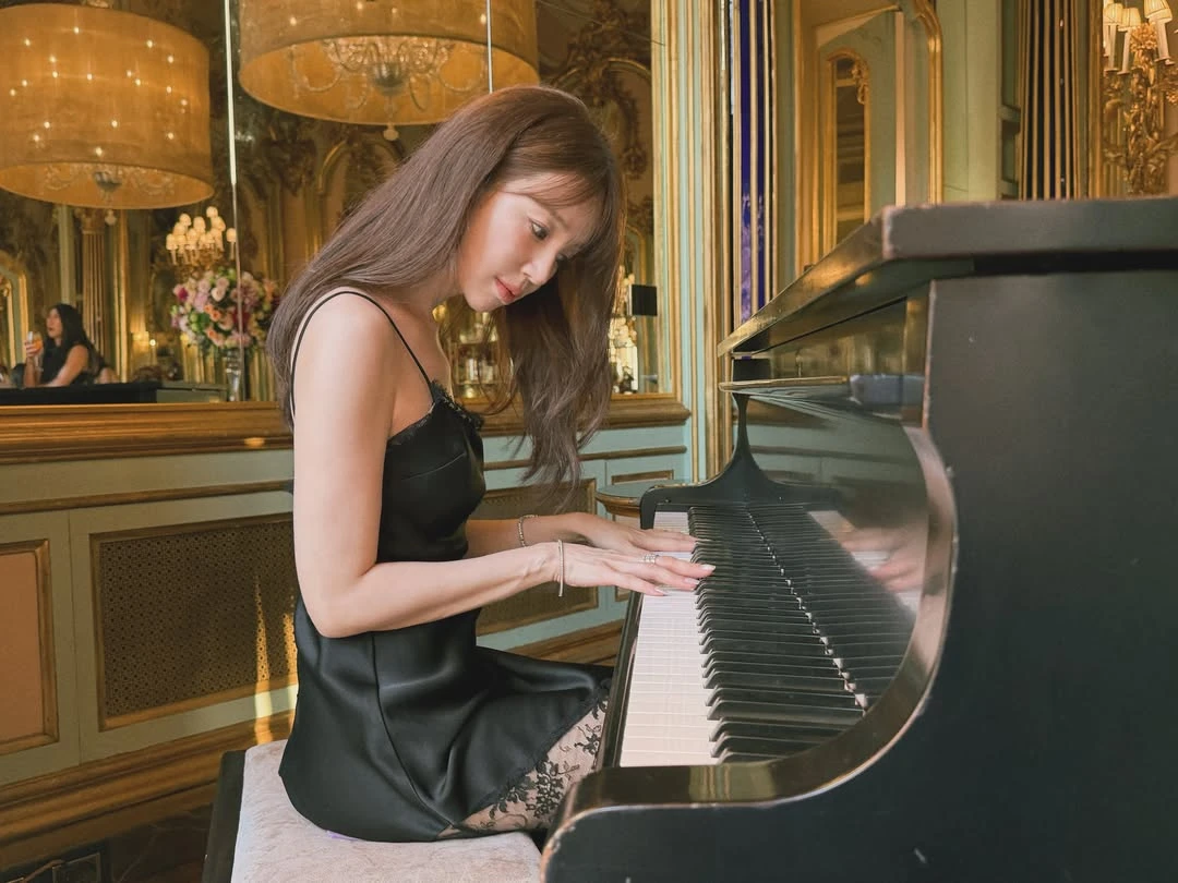 Yoon Eun Hye lên tiếng thẳng giữa chỉ trích gây sự chú ý, lấn át cô dâu khi đi đám cưới - Hình 4