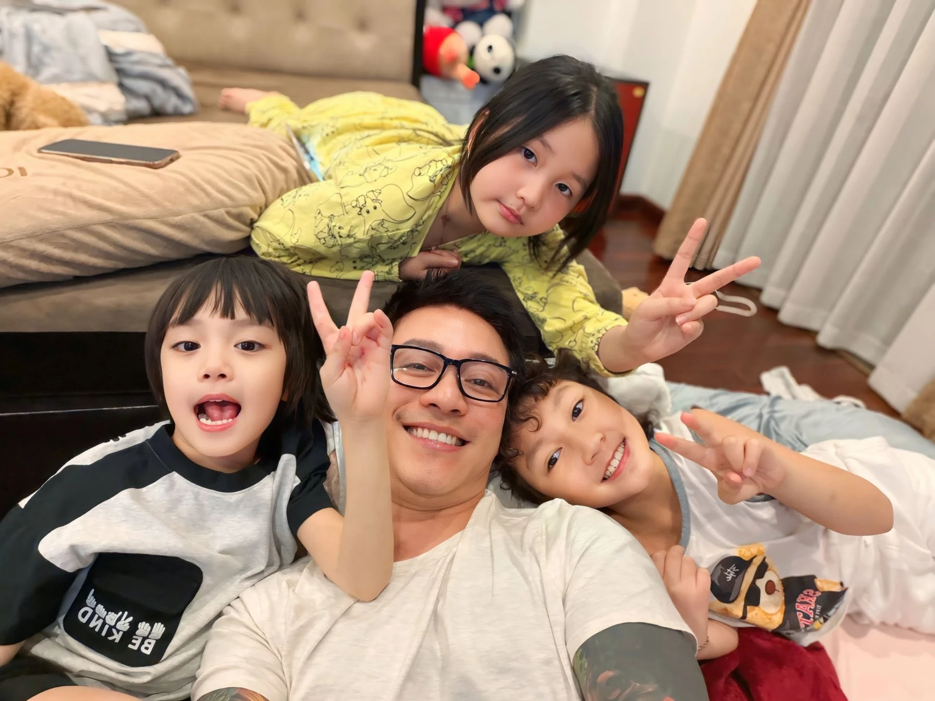 Vợ quyết liệt phản đối Tuấn Hưng rời Việt Nam sang Mỹ - Hình 3