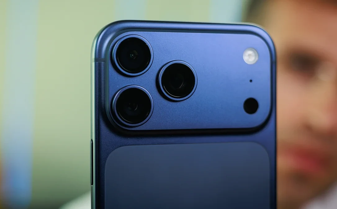iPhone 18 Pro có thể tăng gần 8 triệu đồng, người dùng phải trả mức giá kỷ lục? - Hình 1