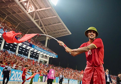 Đỗ Hoàng Hên bật mí điều khổ sở nhất của ĐT Việt Nam tại AFF Cup 2026 - Hình 1