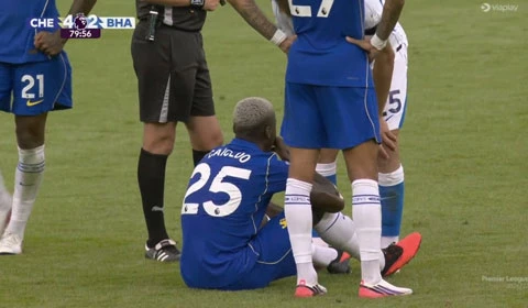 Caicedo khiến fan Chelsea tái mặt chỉ sau 12 phút - Hình 1