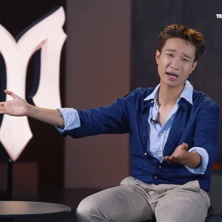 Việt Nam có ca sĩ đang hot, hát như thất tình 20 năm nhưng cứ thoại là mát như mùa thu Hà Nội - Hình 7