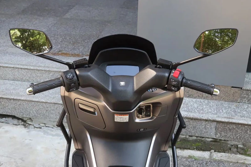 Xe tay ga 150cc, phanh ABS 2 kênh, TCS, giá hơn 59 triệu đồng - Hình 6