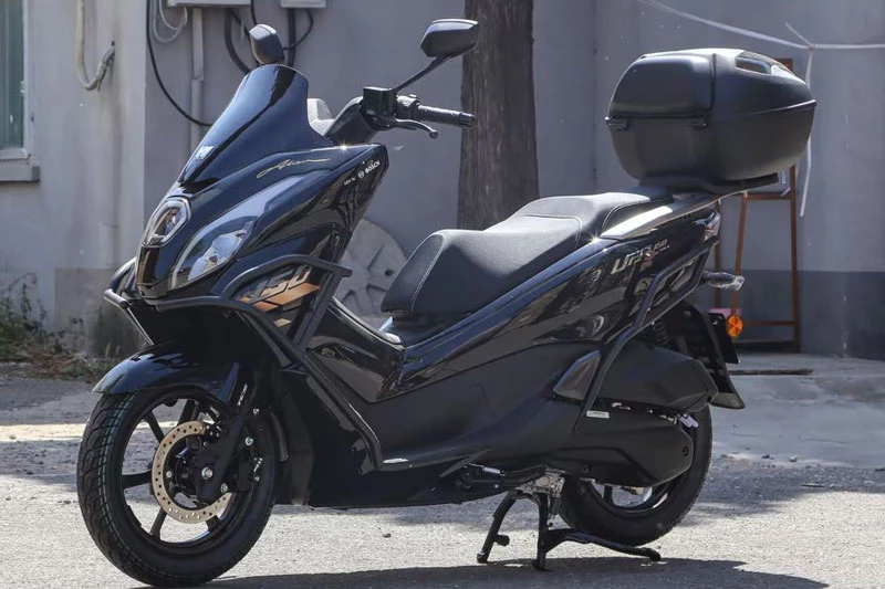 Xe tay ga 150cc, phanh ABS 2 kênh, TCS, giá hơn 59 triệu đồng - Hình 2