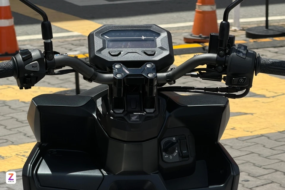Ngắm Honda Vario 125 bản ghi đông trần, giá 43,7 triệu đồng - Hình 5
