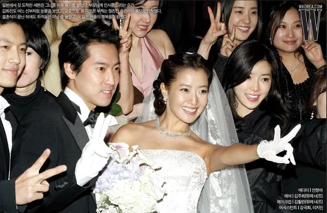 Ngoại hình không tin nổi của mỹ nhân đẹp nhất showbiz sau khi sinh con cho thiếu gia tập đoàn - Hình 8