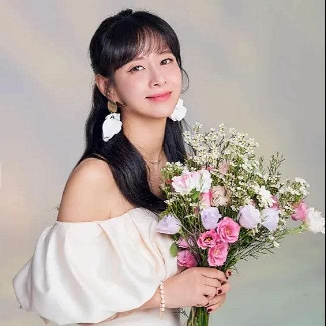 Nữ ca sĩ sinh con được 2 tuần đã phải đi làm quần quật nuôi chồng, ông xã bắt cô đưa 6 triệu để mừng cưới bạn xã giao - Hình 5