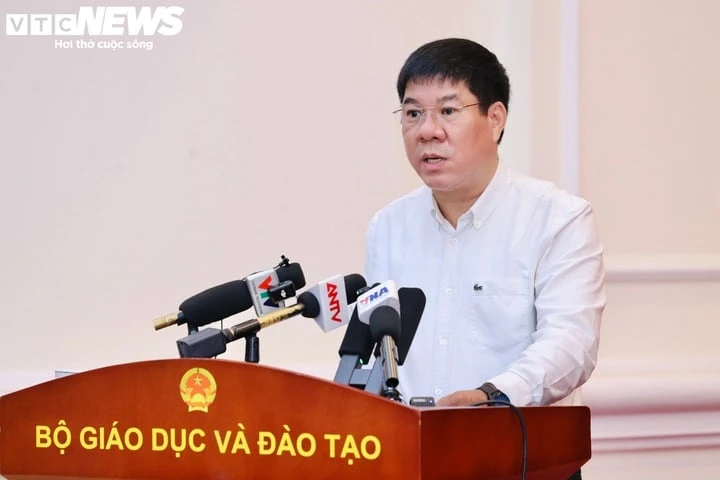 Vì sao thí sinh chuyên Tuyên Quang được thi lại, còn Quảng Trị thì không? - Hình 1