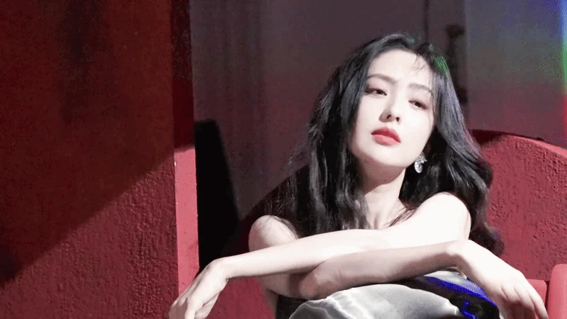 5 mỹ nhân Tân Cương đẹp nhất Cbiz: Địch Lệ Nhiệt Ba dẫn đầu, người cuối được ví như bước ra từ bích họa - Hình 5