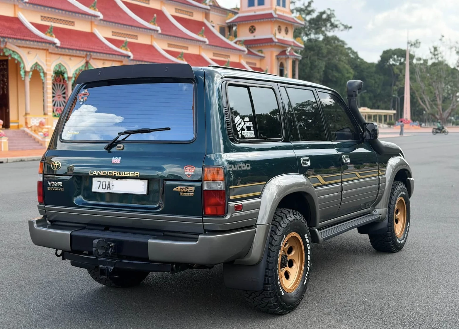 Dân chơi 9X hồi sinh Land Cruiser LC80 1995, săn 200 phụ tùng khắp thế giới - Hình 12