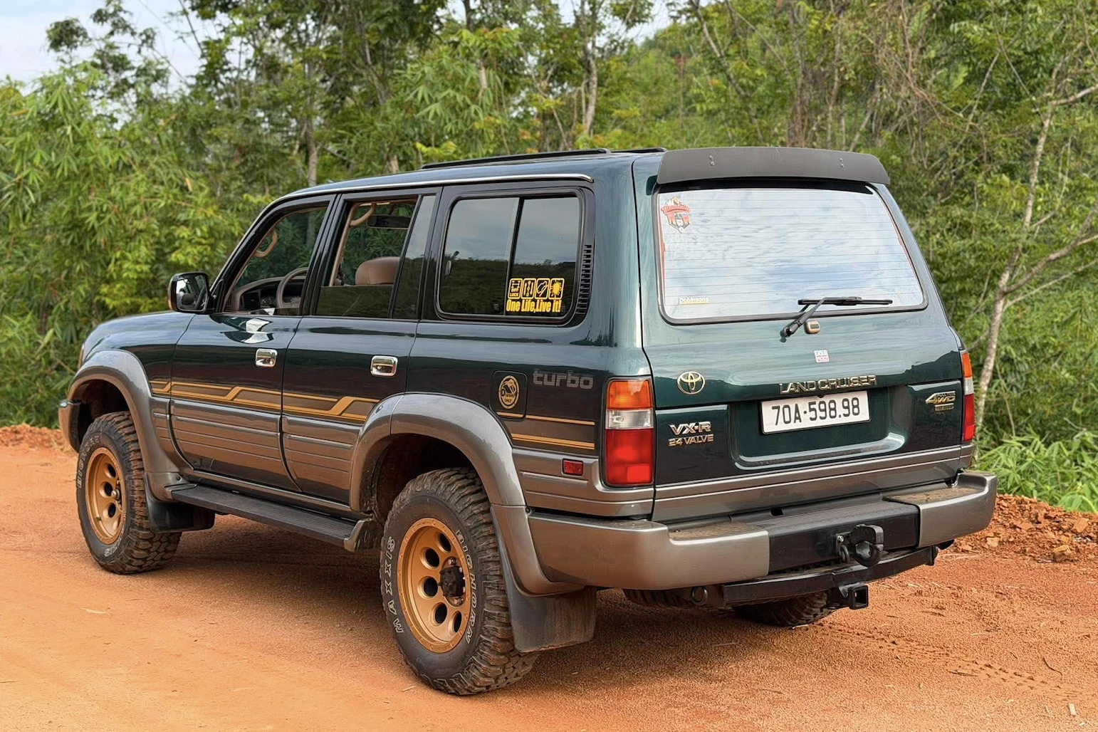 Dân chơi 9X hồi sinh Land Cruiser LC80 1995, săn 200 phụ tùng khắp thế giới - Hình 11