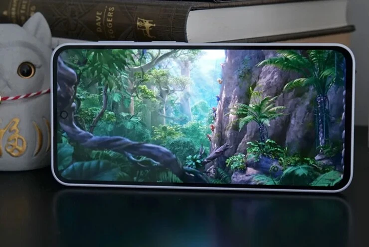 Mẫu điện thoại Samsung bền, pin lâu mà không đau ví đáng cân nhắc - Hình 2