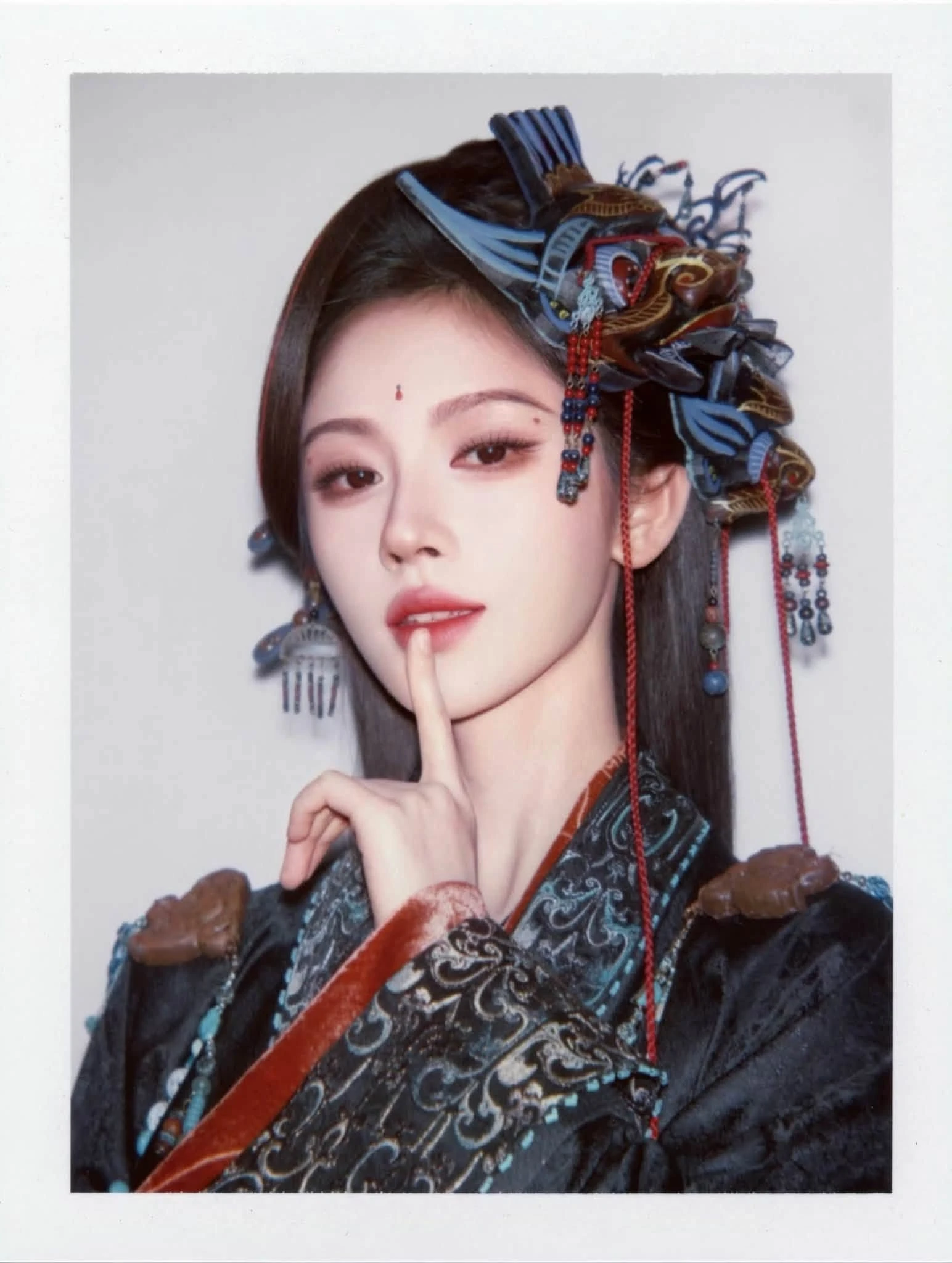 Đã tìm thấy nữ thần ảnh polaroid đẹp nhất showbiz: Góc thẳng góc nghiêng đều thần thánh, 360 độ không khuyết điểm - Hình 7