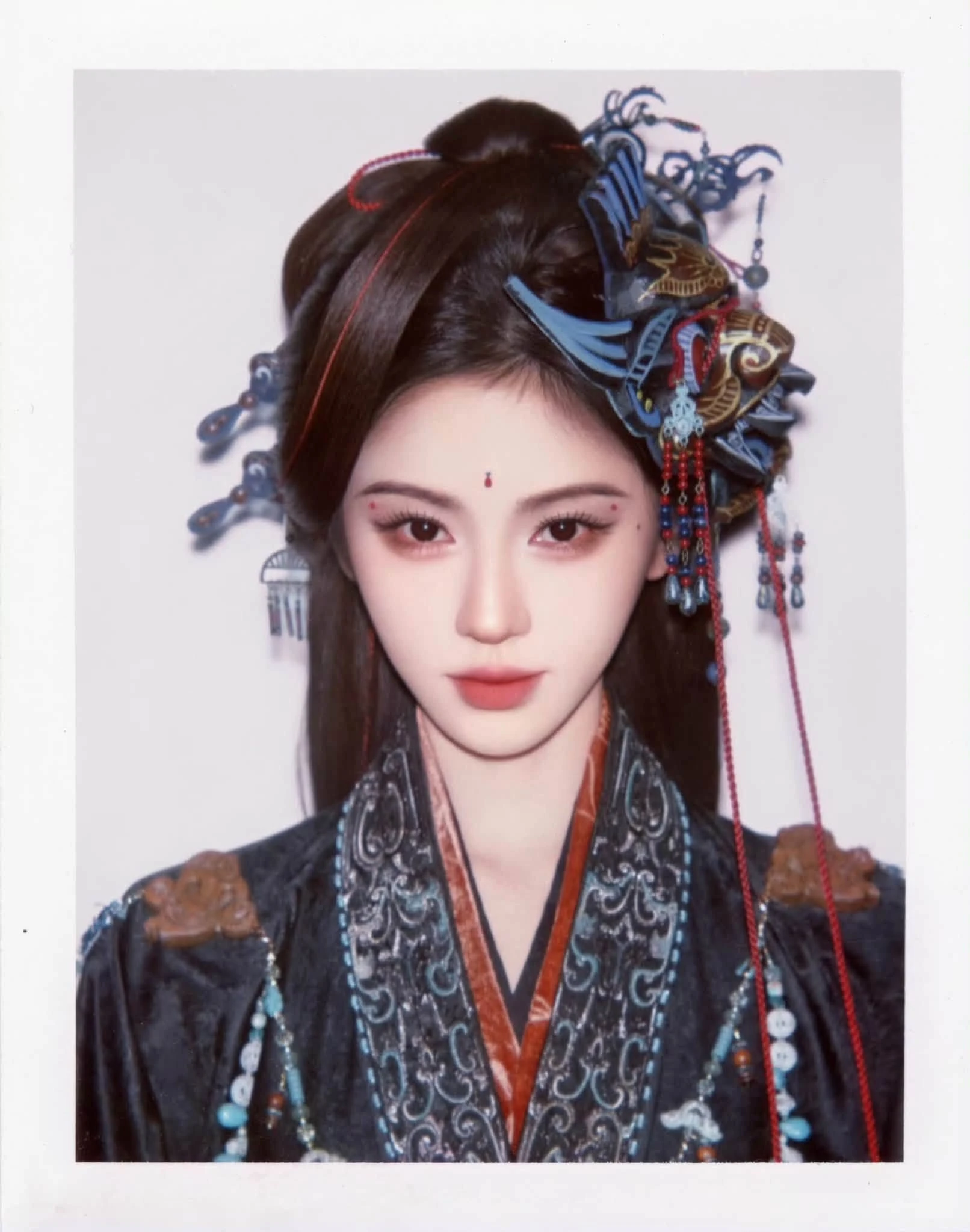 Đã tìm thấy nữ thần ảnh polaroid đẹp nhất showbiz: Góc thẳng góc nghiêng đều thần thánh, 360 độ không khuyết điểm - Hình 1