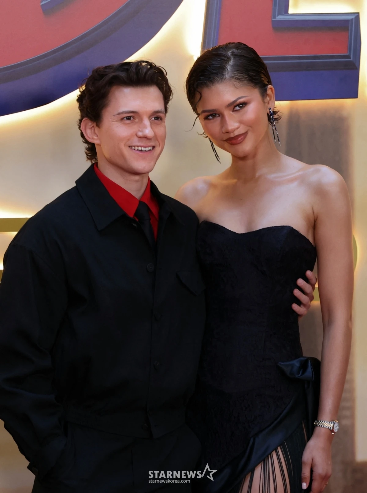Đám cưới của Người nhện Tom Holland - Zendaya: Chi 18 tỷ bao trọn điền trang ở Anh, còn dùng trực thăng đưa đón dàn khách mời - Hình 9