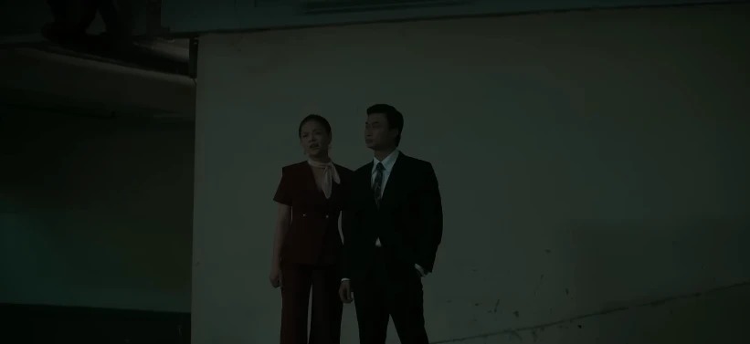 Lửa trắng - Tập 16: Cương đen cố ngăn Mai nhúng chàm, Sương bị bắn - Hình 11